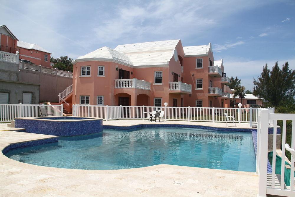 Clear View Suites & Villas Bermuda Esterno foto