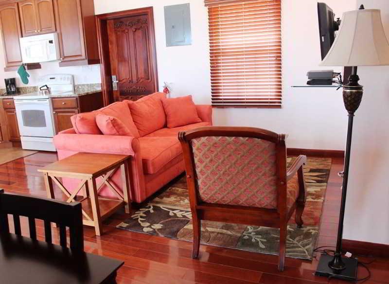 Clear View Suites & Villas Bermuda Esterno foto
