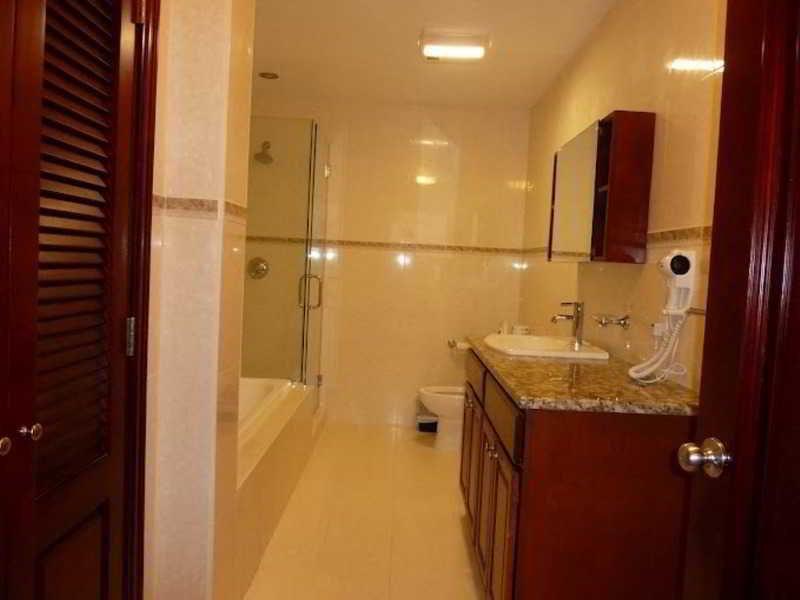 Clear View Suites & Villas Bermuda Esterno foto